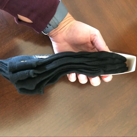 NWT Kate Spade 2 pair anti-slip grip no slow black barre socks - Picture 4 of 7